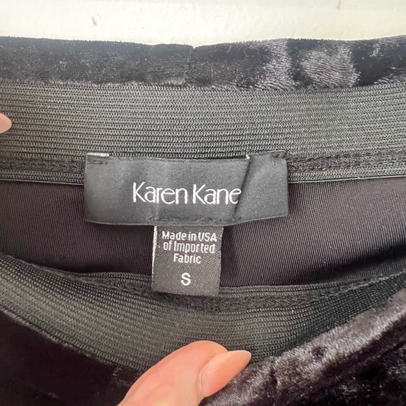 New! ($98 retail) Karen Kane Luxe Black Velvet Trousers size small NWT - Picture 2 of 3
